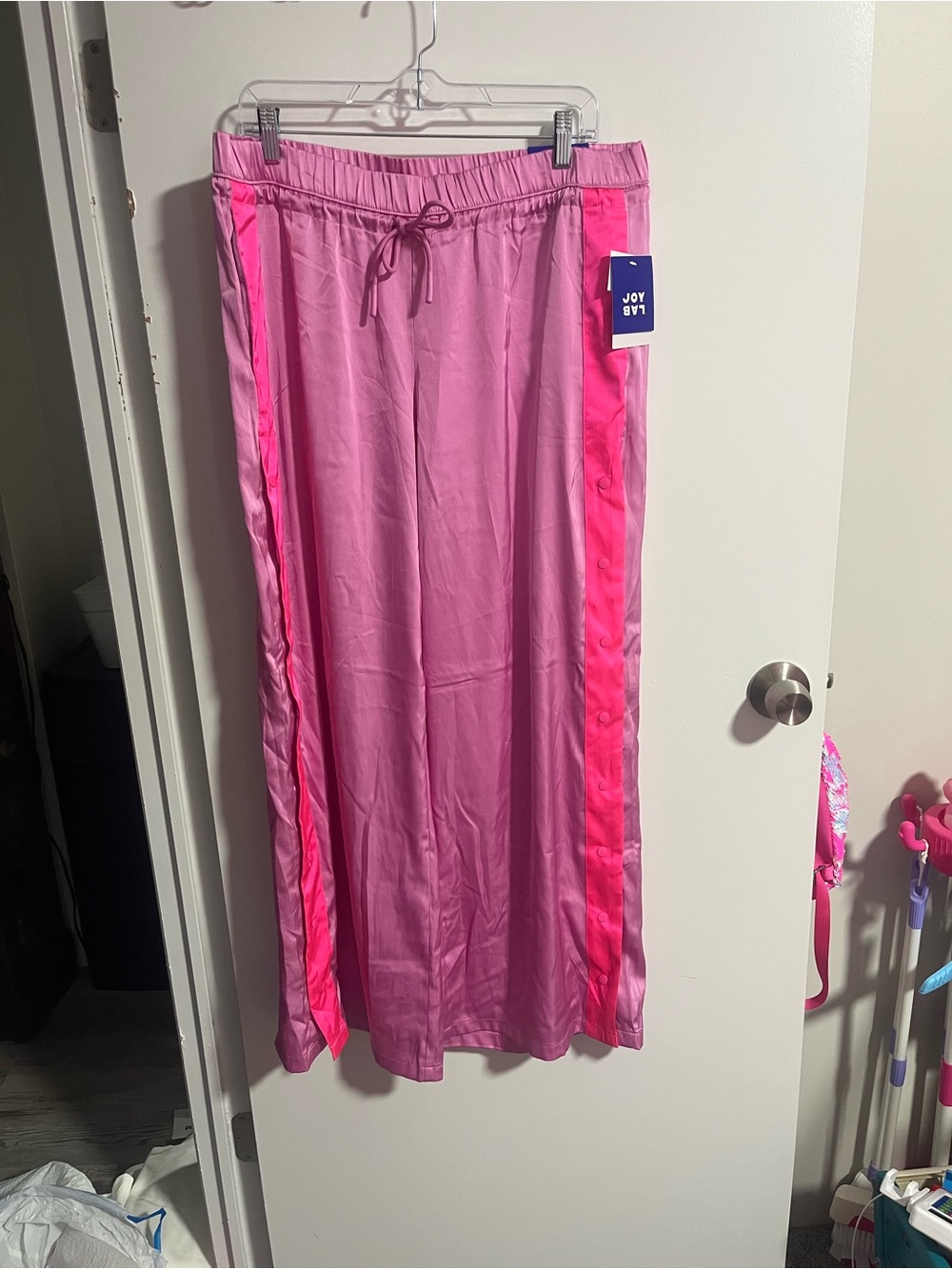 JoyLab Hot Pink Satin Elastic Waist With Drawstring And Pockets Snap Side Pants